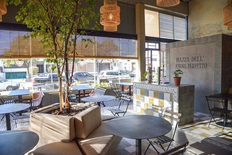 La pizza acá, il cuore en Italia